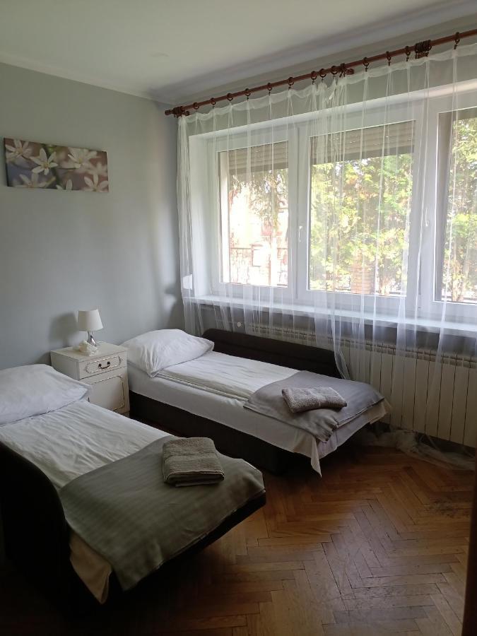 Pokoje Pod Swierkiem Swarzędz Kültér fotó